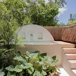 Villa Sanah