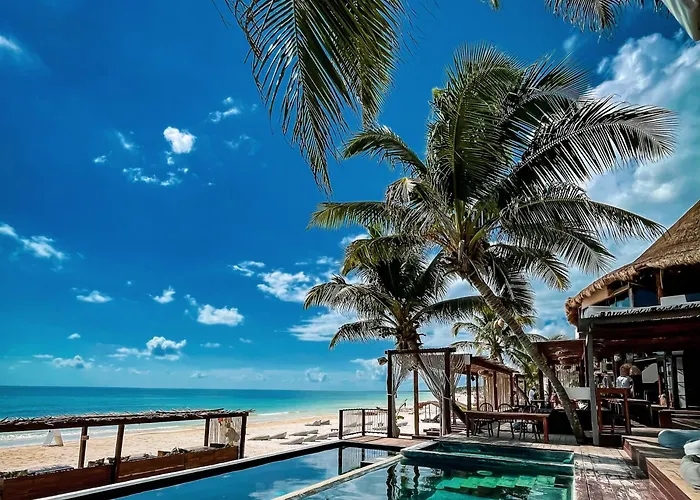 Amansala Chica Resort