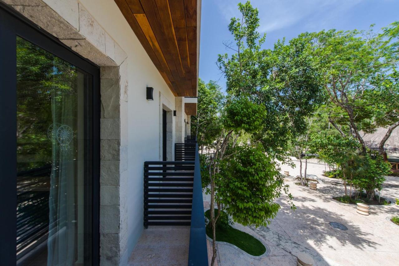 Naay Curamoria Collection Tulum