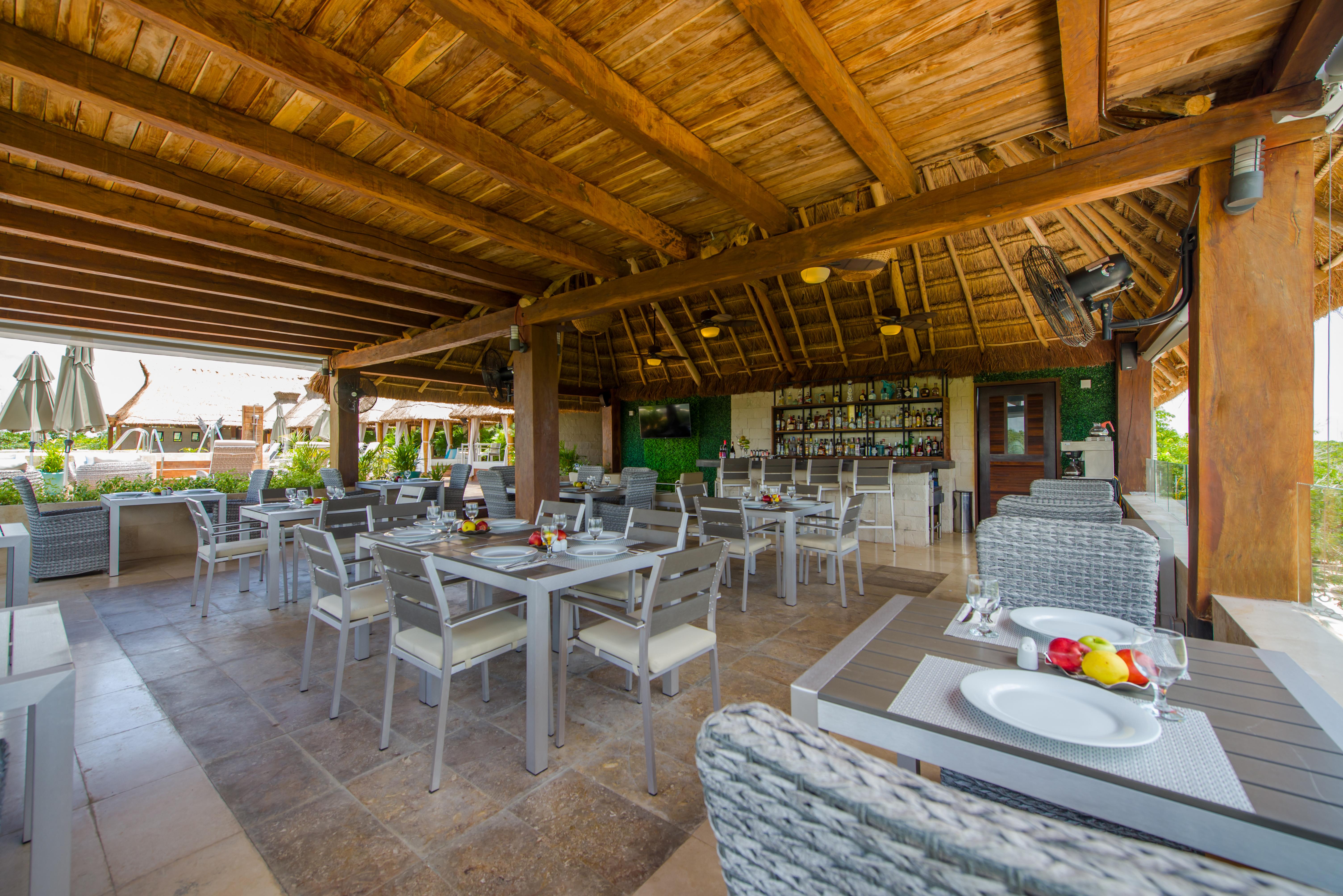Naay Curamoria Collection Tulum