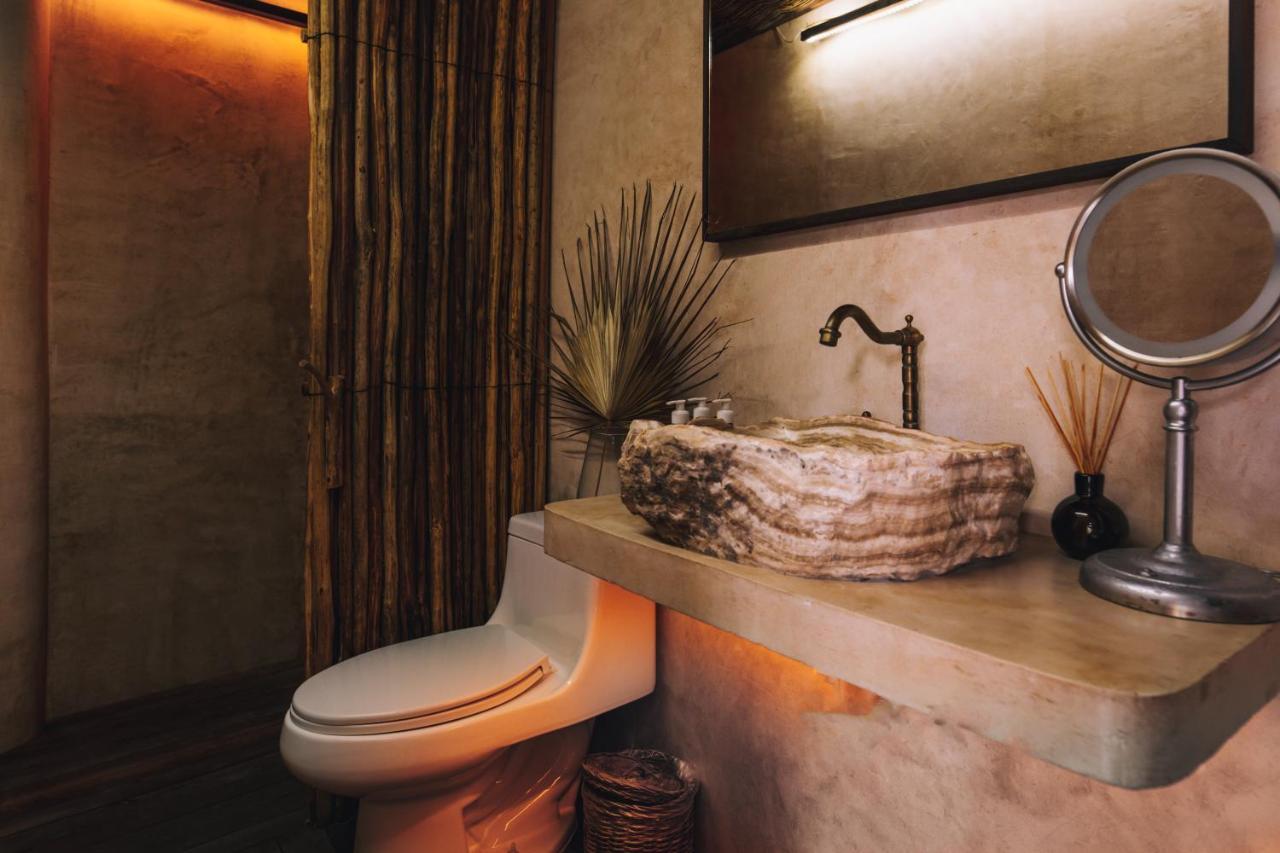 Hotel Radhoo (adults Only)