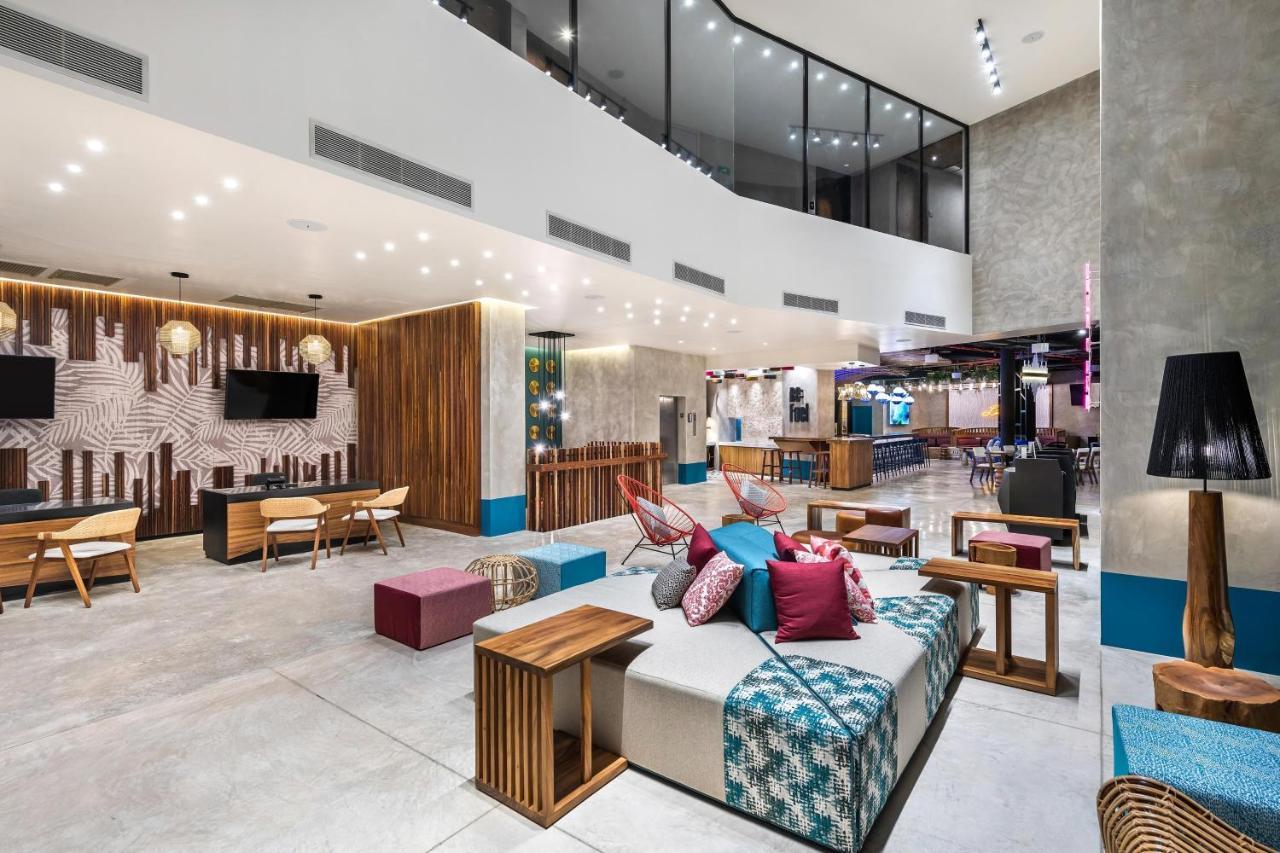 Aloft Hotel 4*