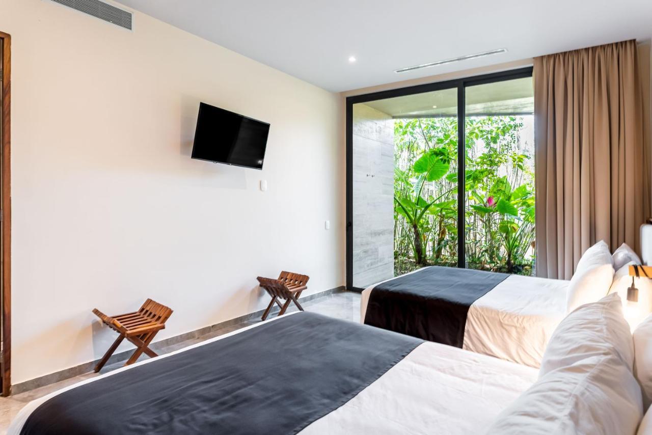 Apartment D-101 *