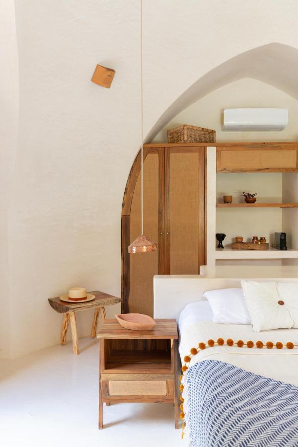 Sanah Hotel