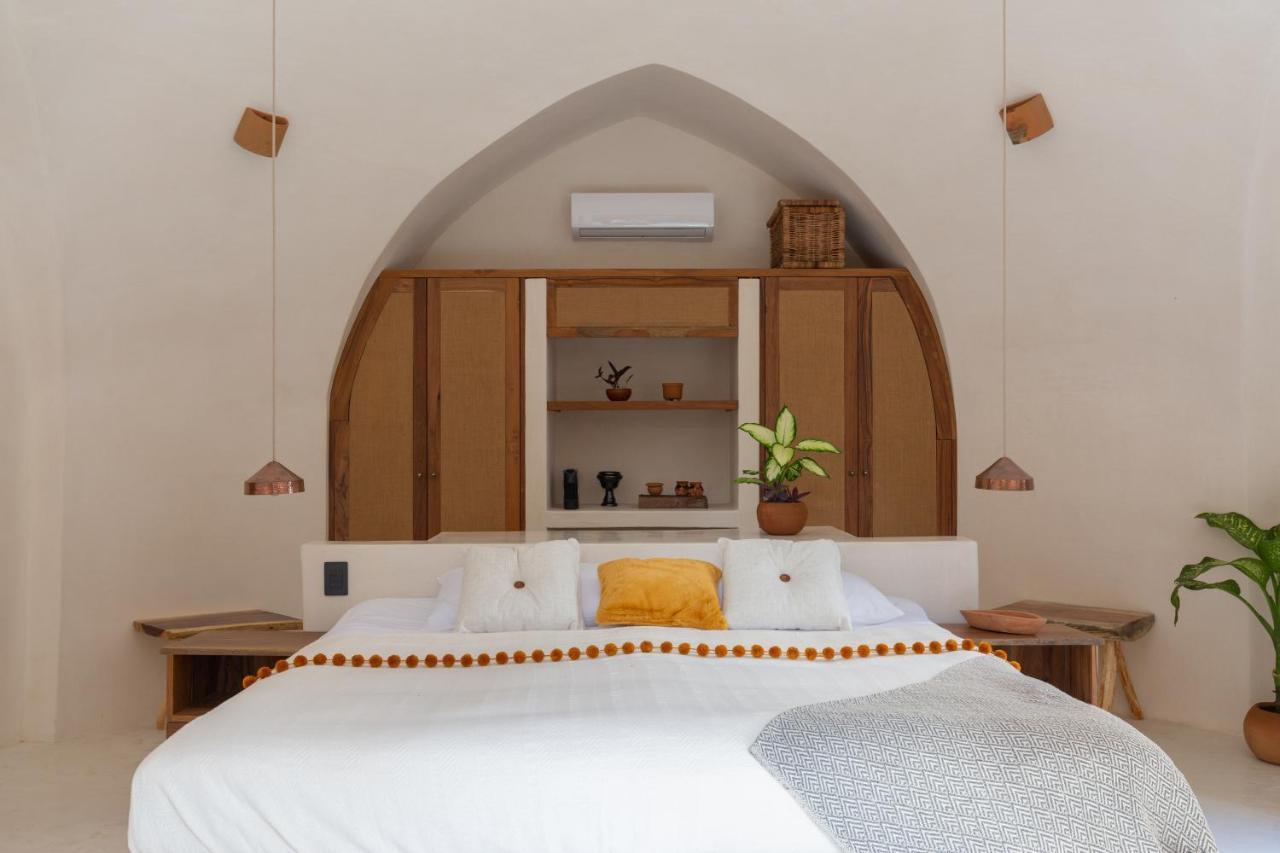 Sanah Hotel 4*