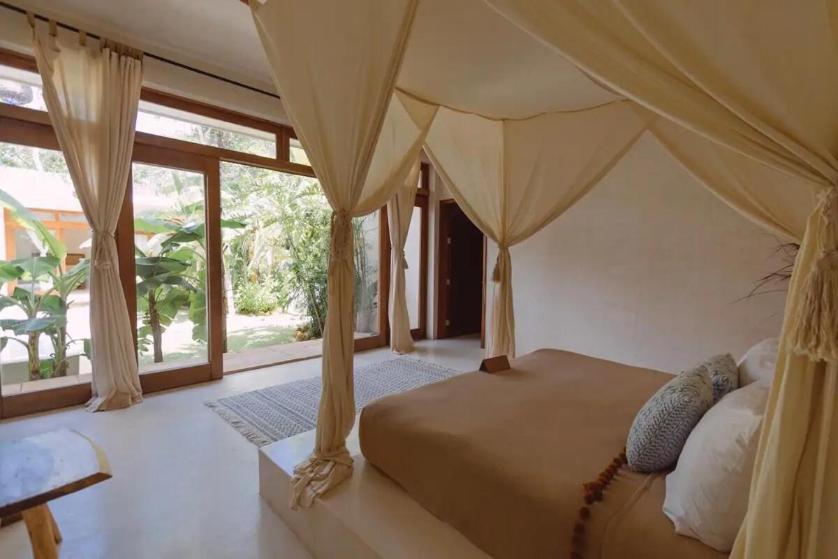 Hotel Sanah 4*