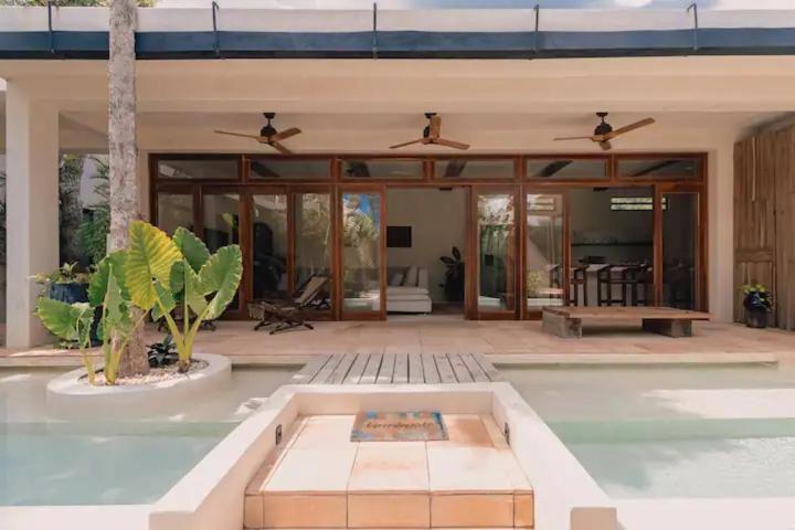 Sanah Hotel
