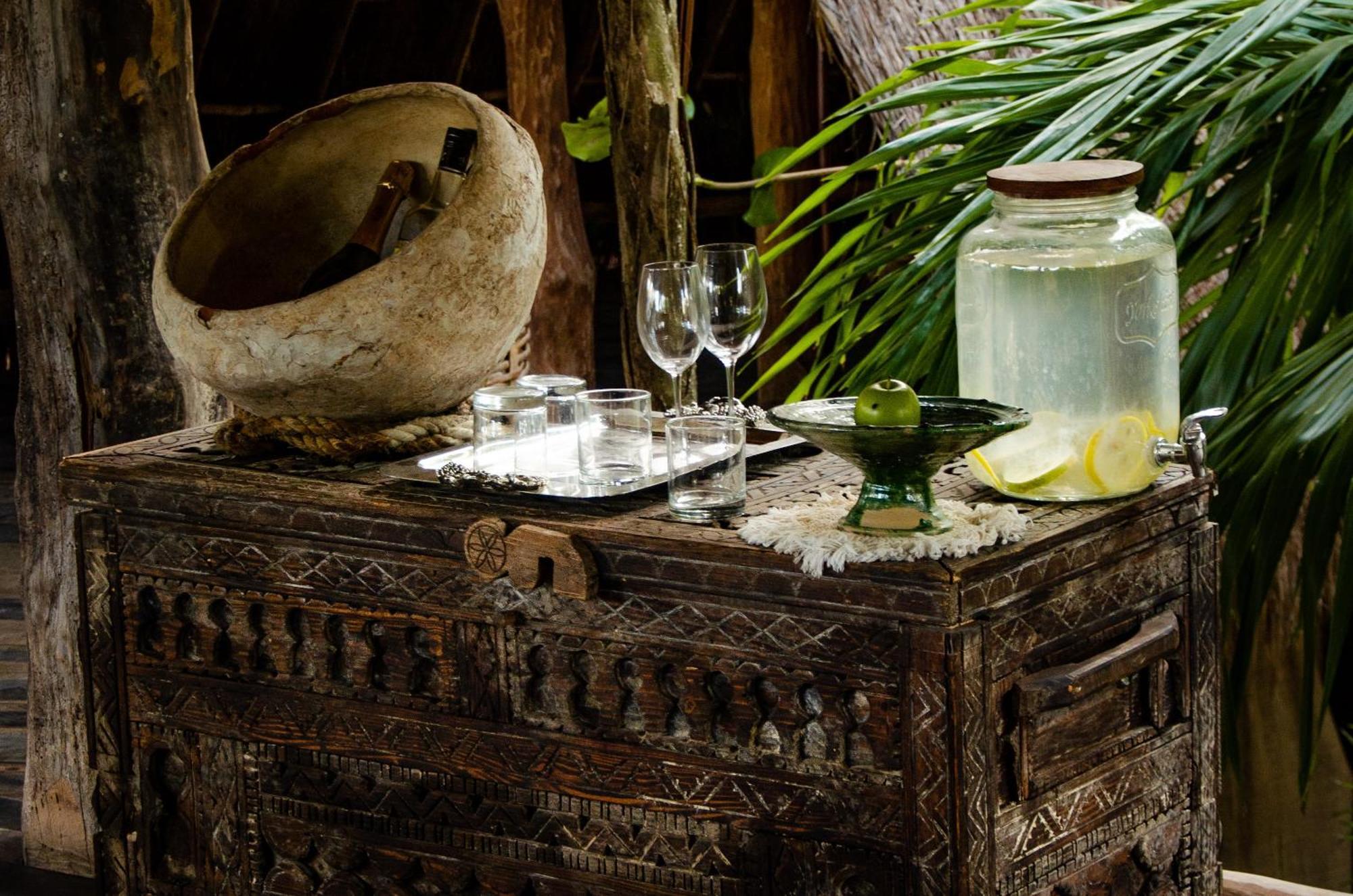 Hotel Radhoo (adults Only)