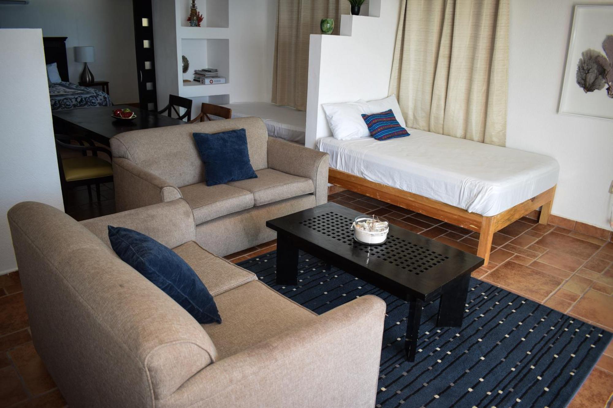 Caleta Tankah Hotel 3*