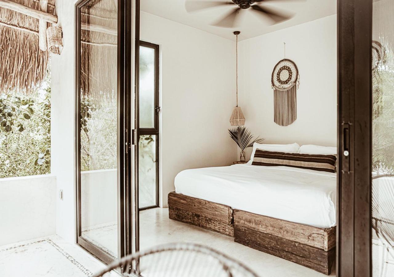 Una Vida Hotel 5*