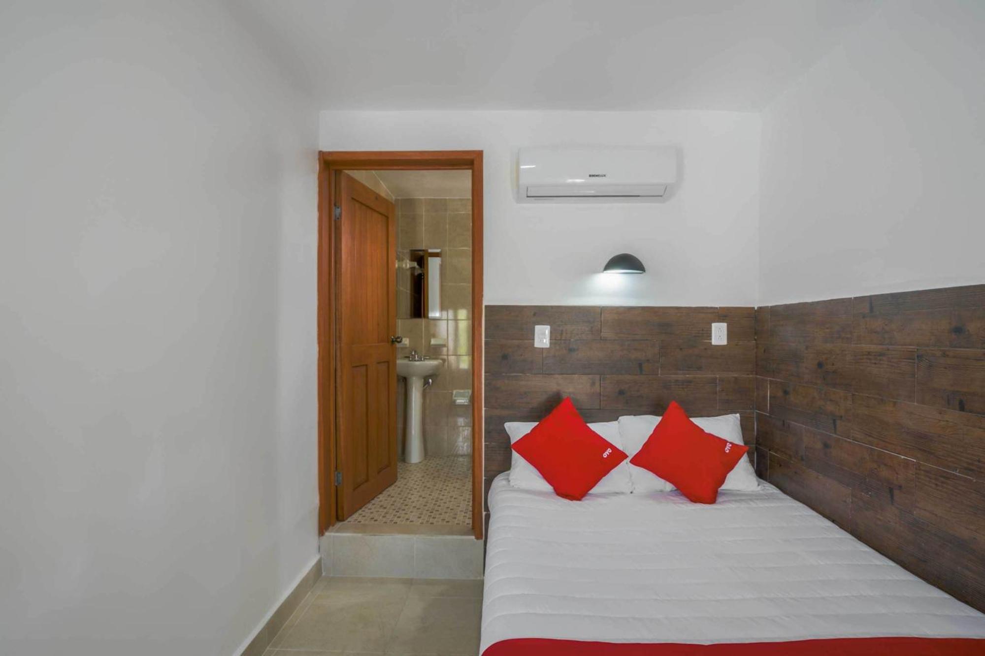 Oyo Palma Real 4* Tulum