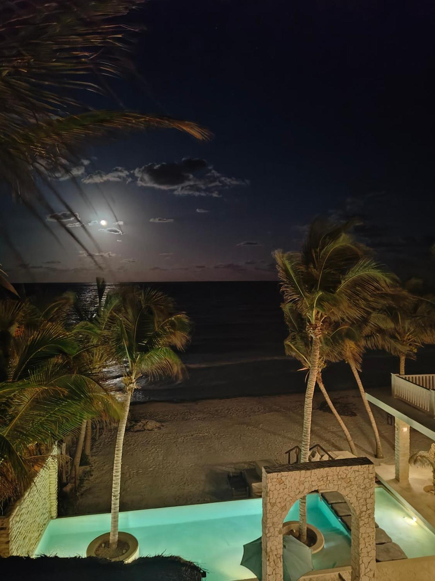 Azucar 3* Tulum