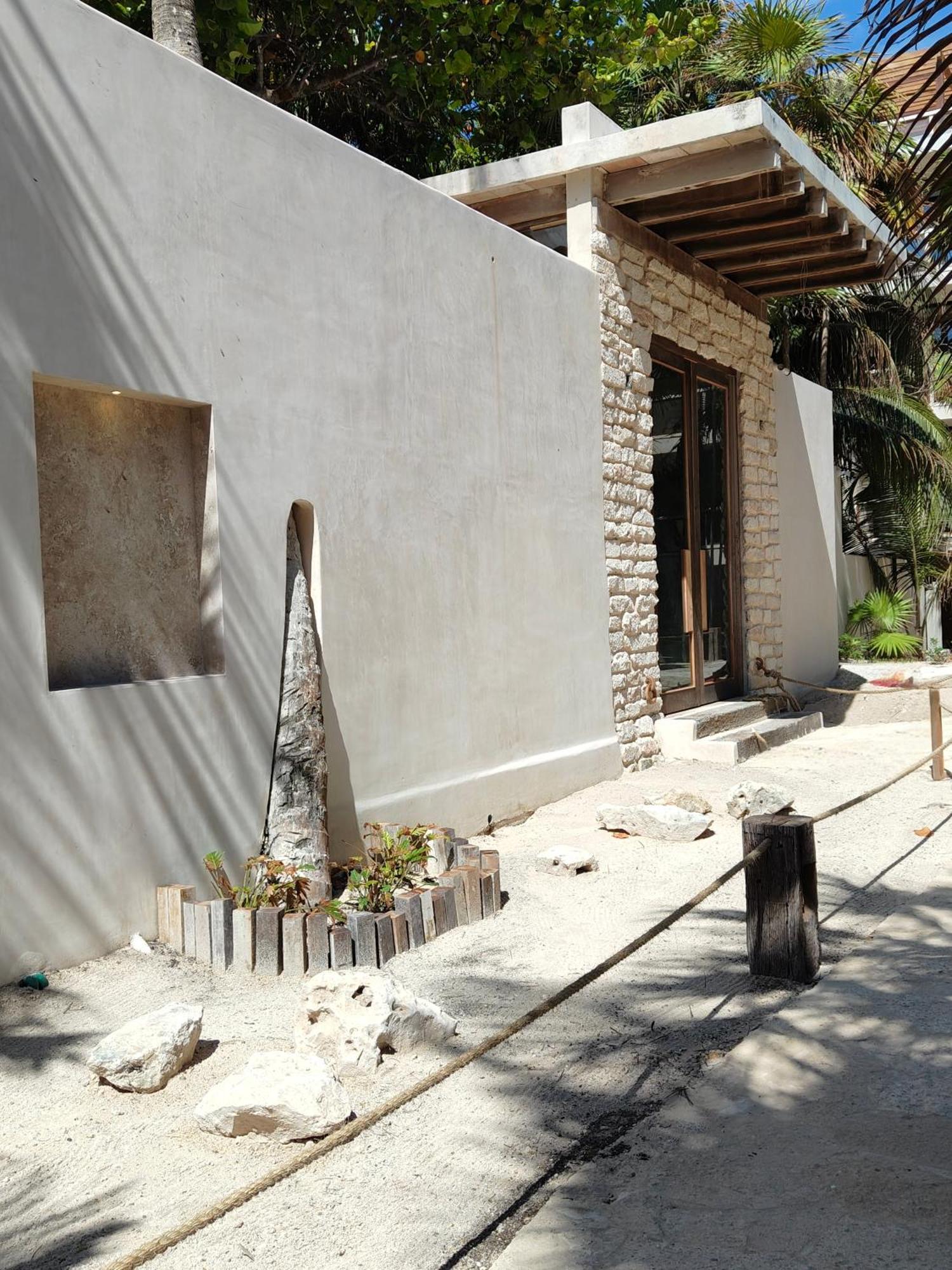 Hotel Azucar Tulum