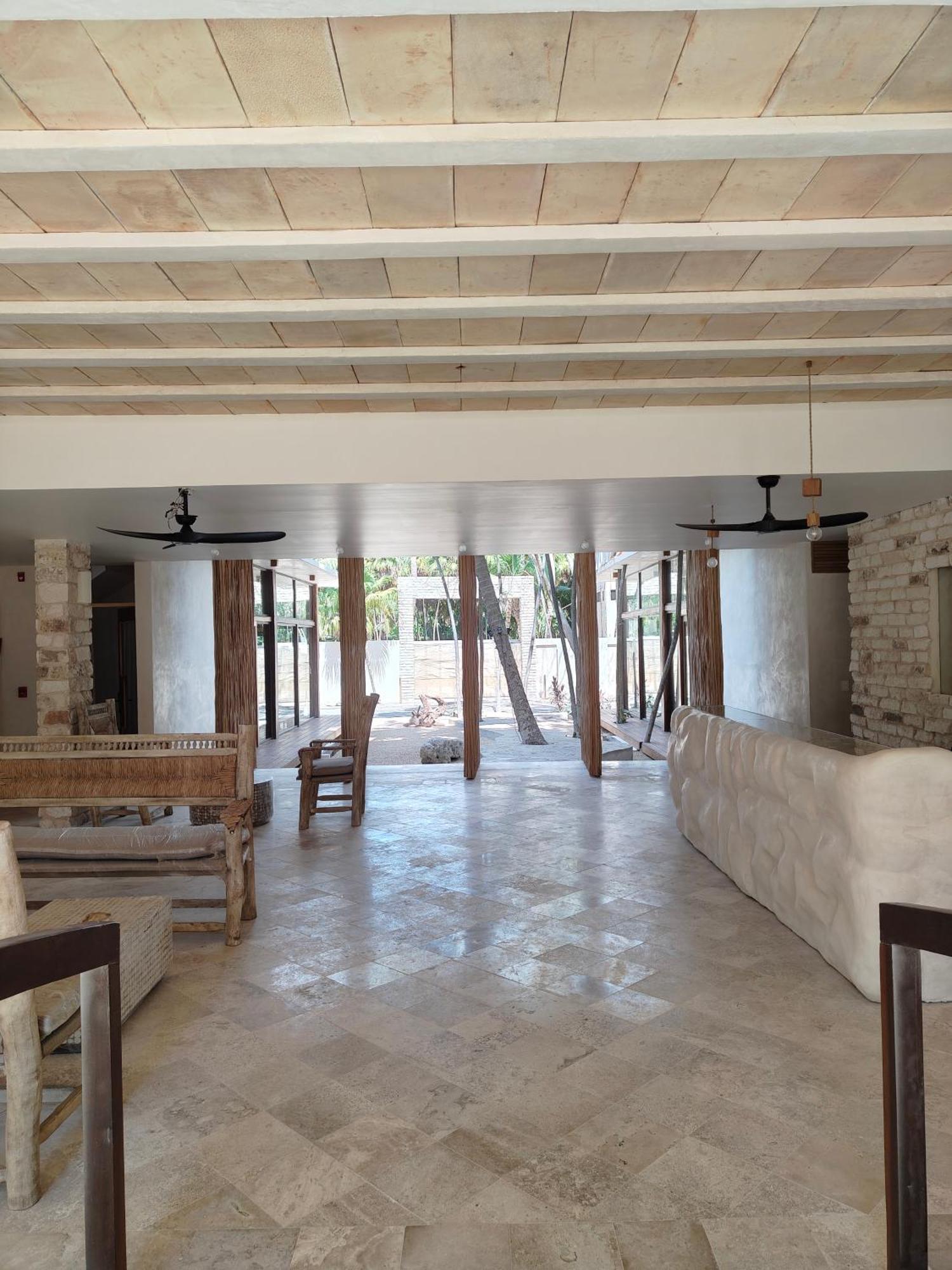 Hotel Azucar