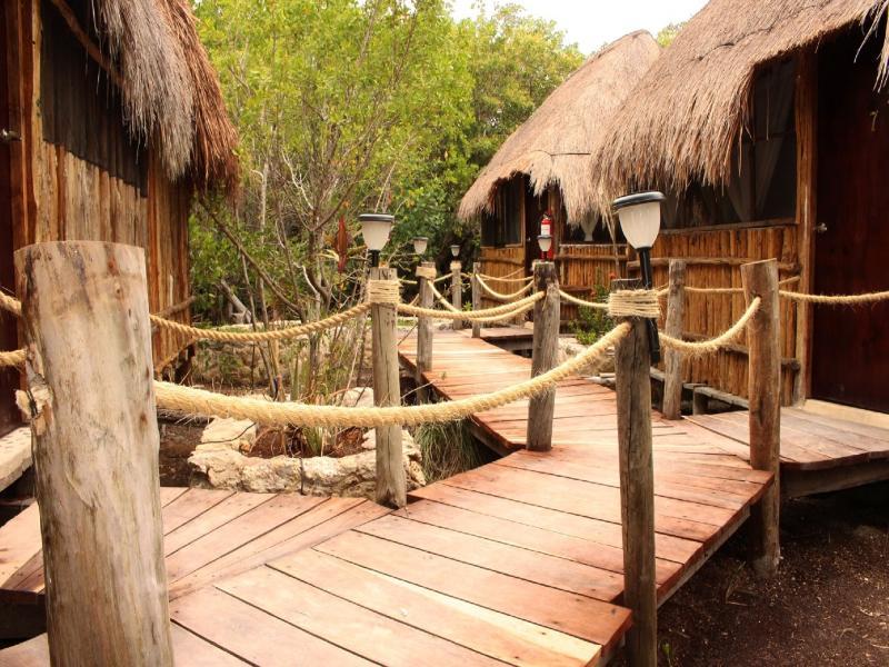 Hotel Maya Y Cenote 2*