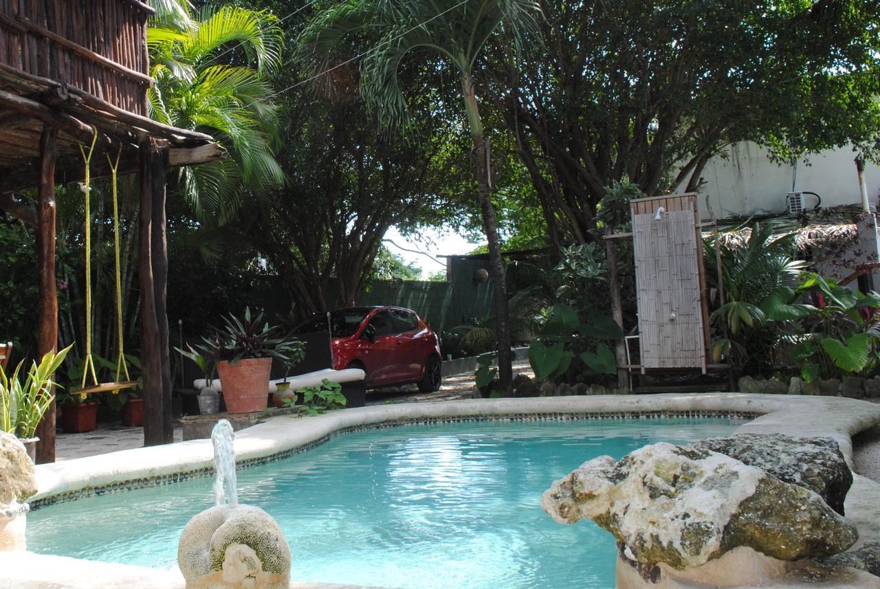 Hostal Lobo Inn Tulum *