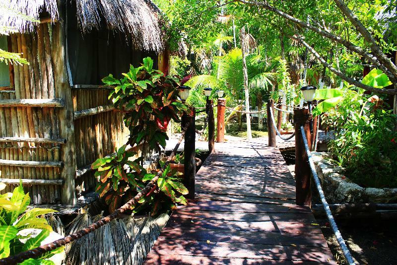Maya Y Cenote Hotel