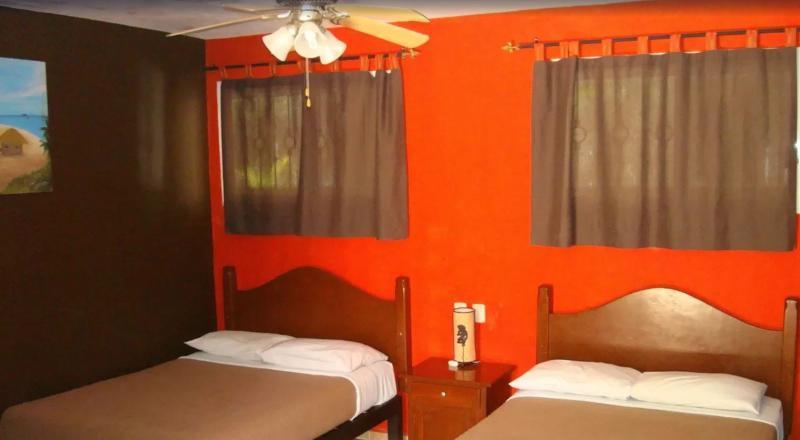 Andrea's Hotel