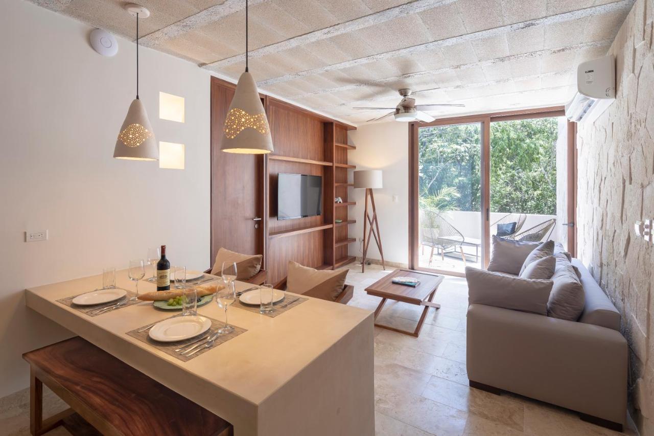 Kiki * Tulum