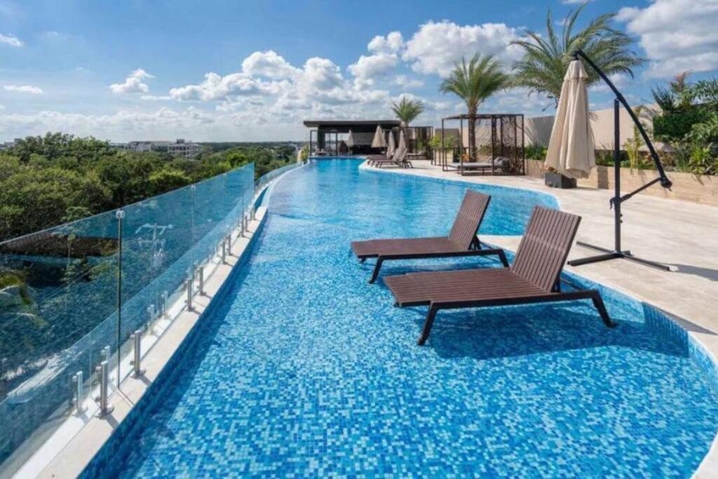 Prime Location And Comfort Wi-fi Pool View 112a Apartment *