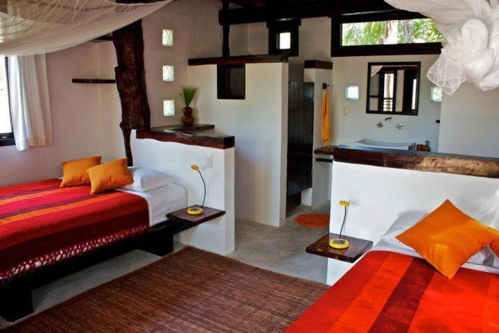 Lodge Playa Selva *
