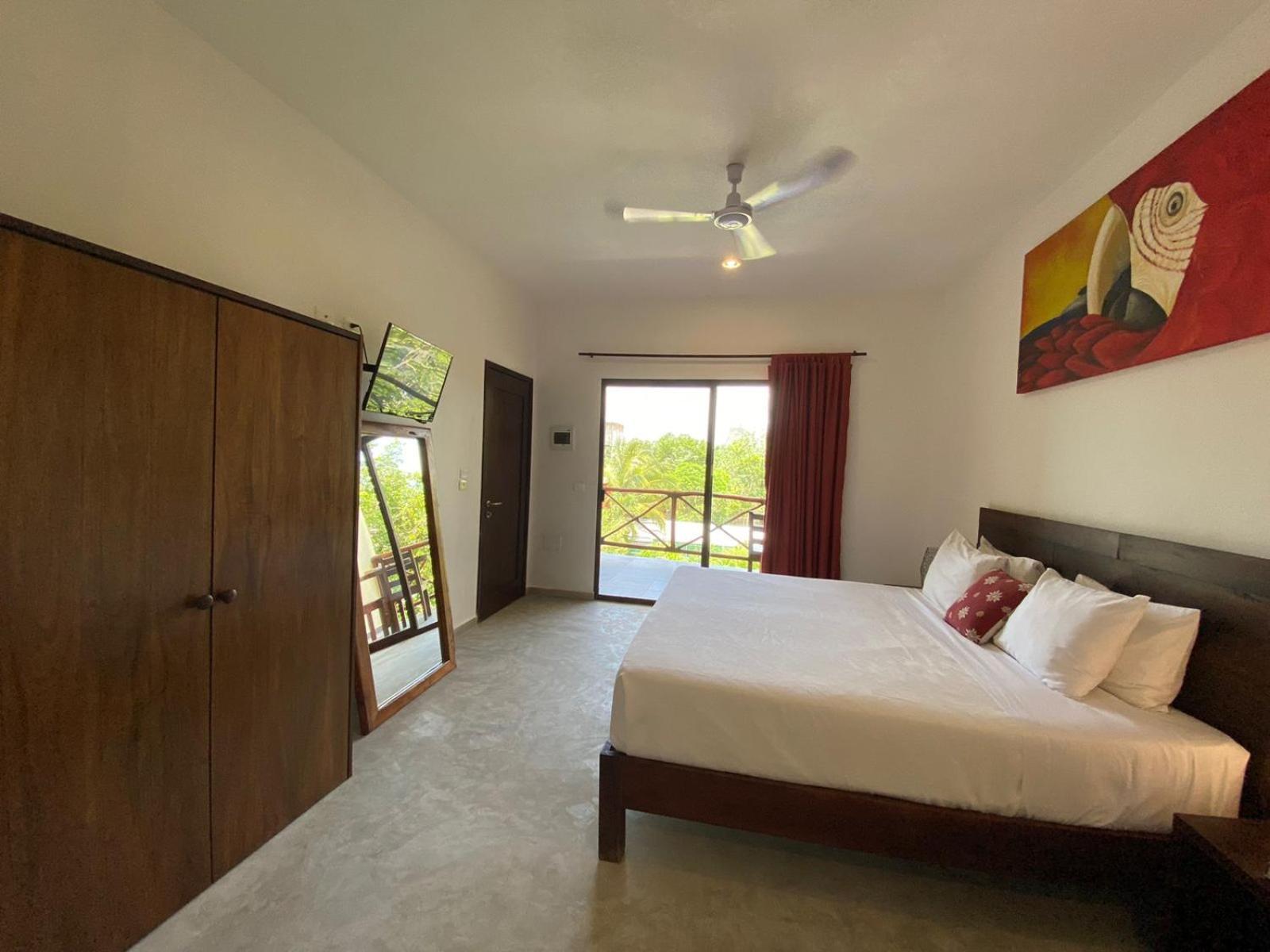 Hotel Basic 3*