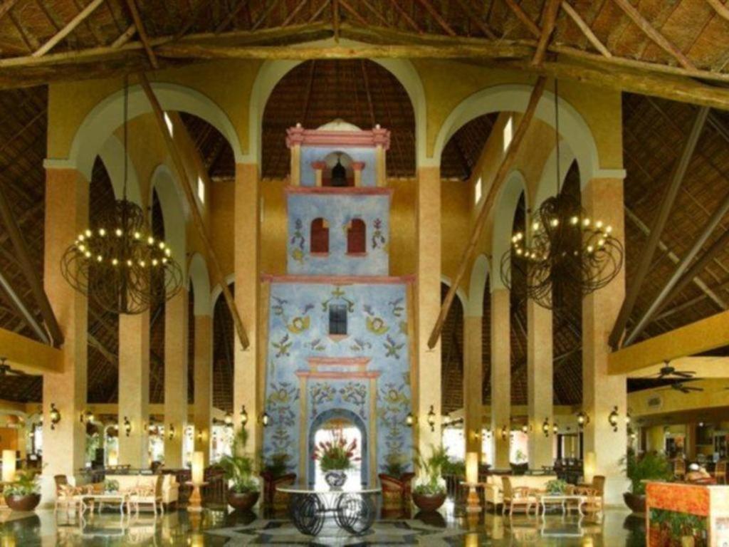 Resort Grand Palladium Riviera And Tulum