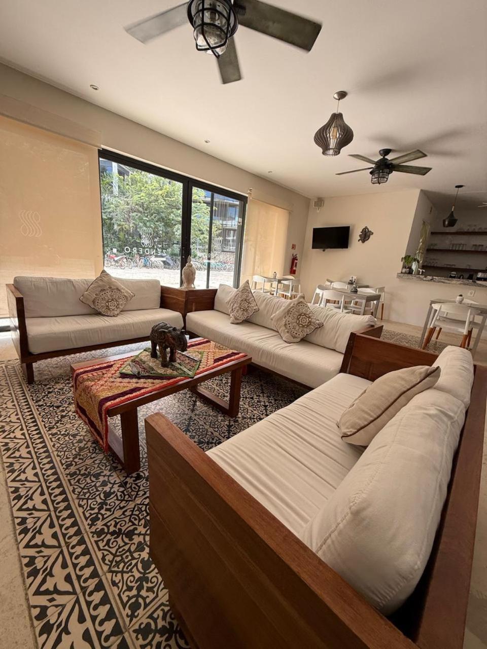 Zendero Hotel 4*