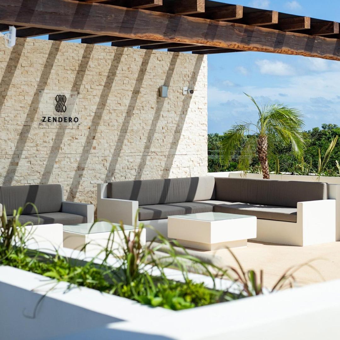 Hotel Zendero