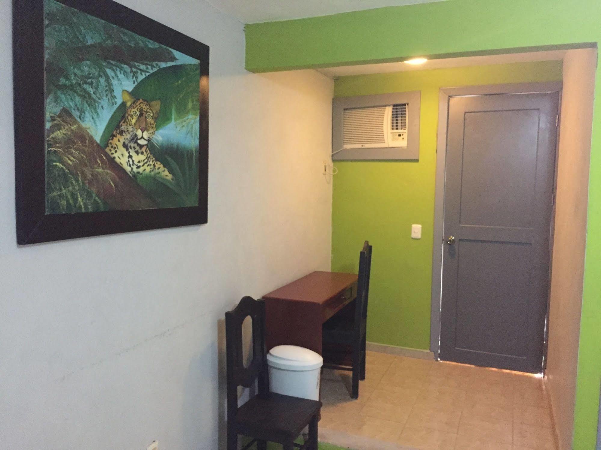 Andrea's Hotel 3*