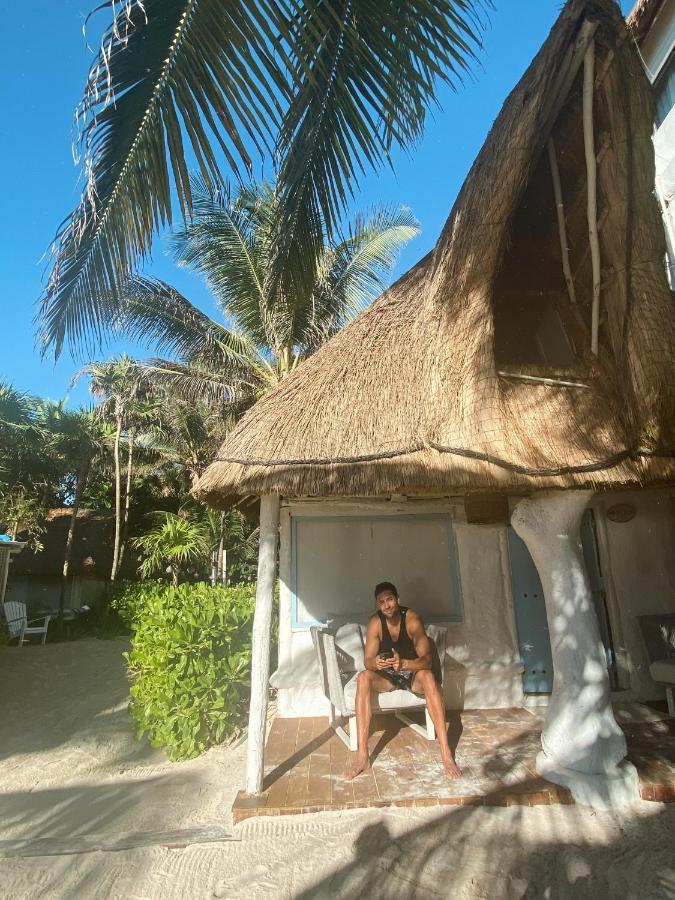 Playa Mambo Eco Cabanas