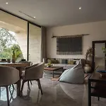 Suite De Lujo, Alberca, Gym, Jacuzzi En Areas Comunes