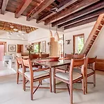Anana Casa Cantarena