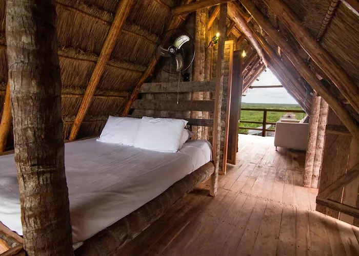 Bambu Gran Palas Hostal Party