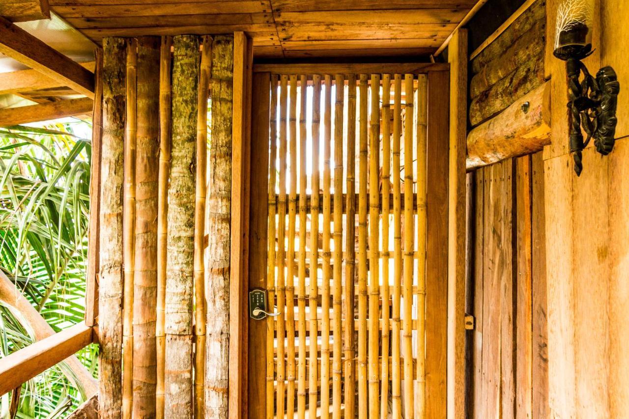 Hostal Bambu Gran Palas Hostal Party *