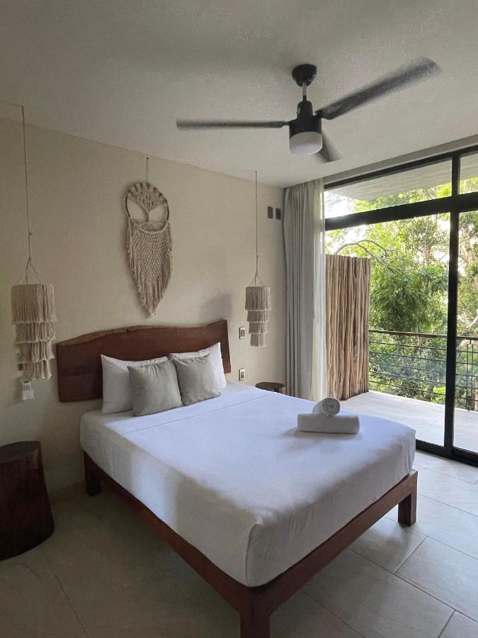 Apartamento Jungle View 2bed 2bath Condo/ Wi-fi/ Pool/ Gym