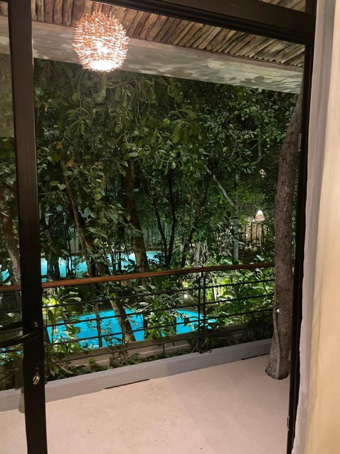 Apartamento Jungle View 2bed 2bath Condo/ Wi-fi/ Pool/ Gym