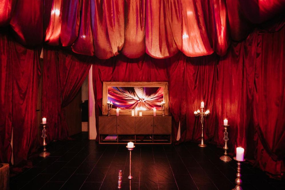Kings Mansion For 26 Guests! Apartment