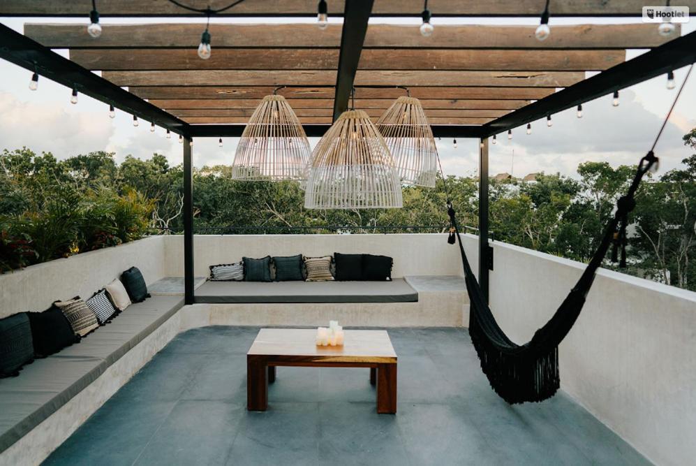 Kings Mansion For 26 Guests! *