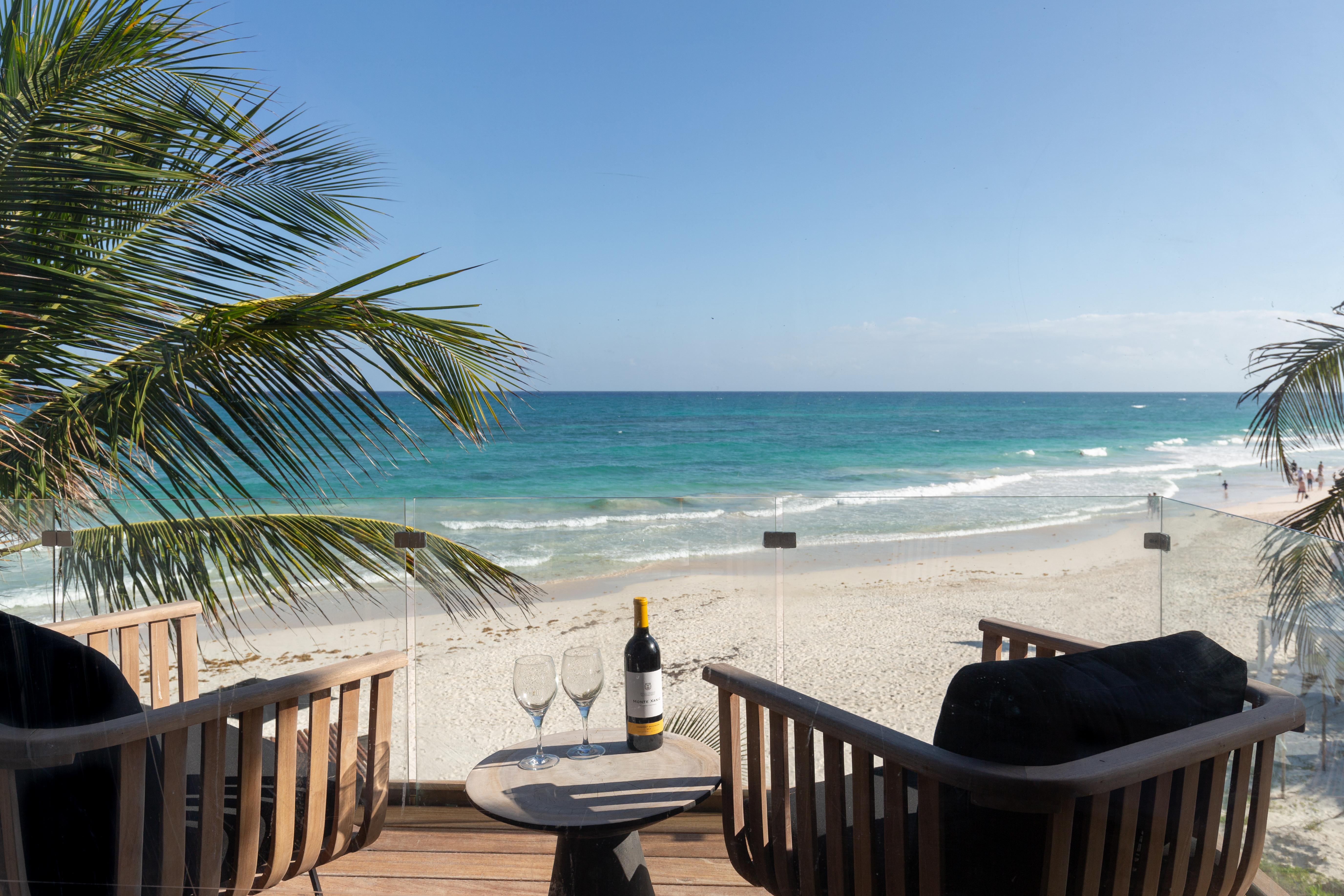 Tago By G Hotel 5*