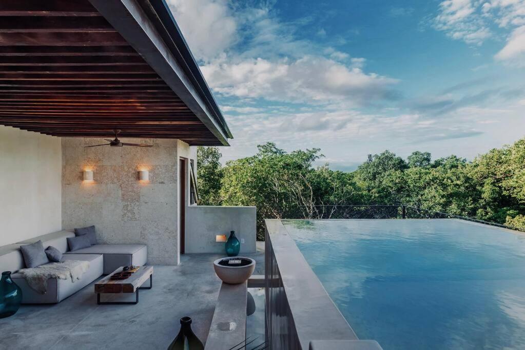 Apartment Jungle Lounge Barefoot Luxury 3br Two Level Penthouse With Pool In Luum Zama *