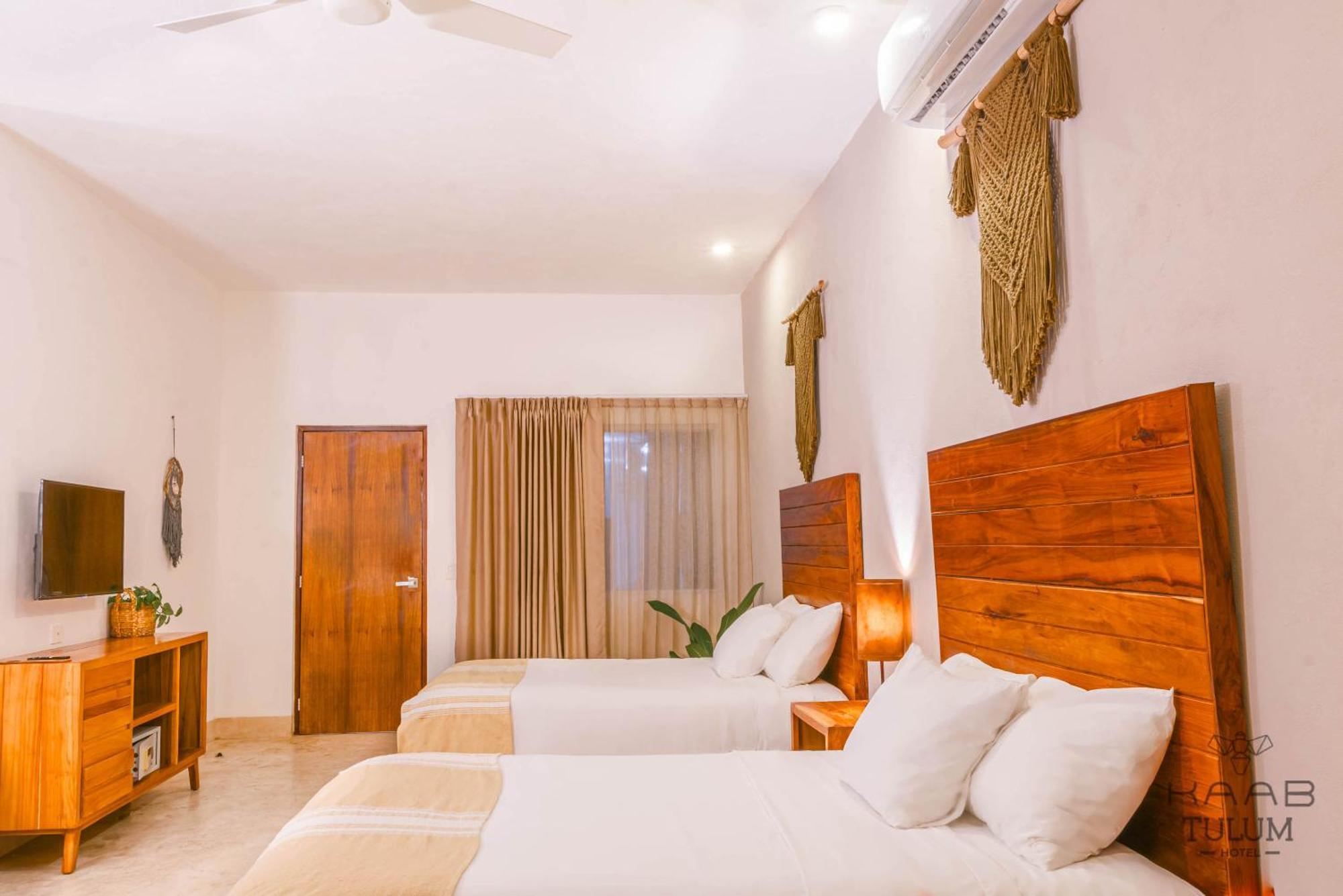 Kaab Hotel 4*