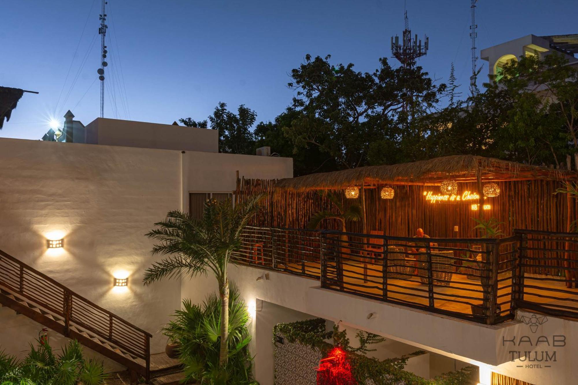 Kaab Hotel