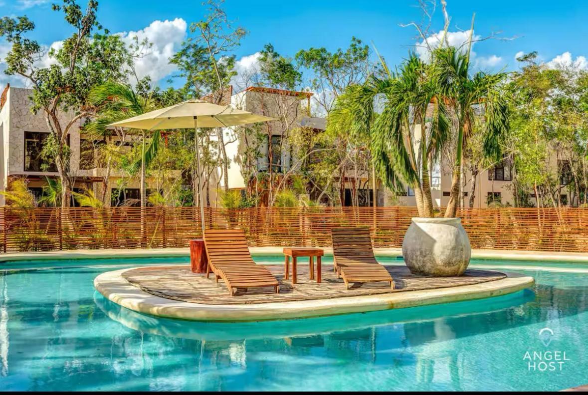 Jungle 4*