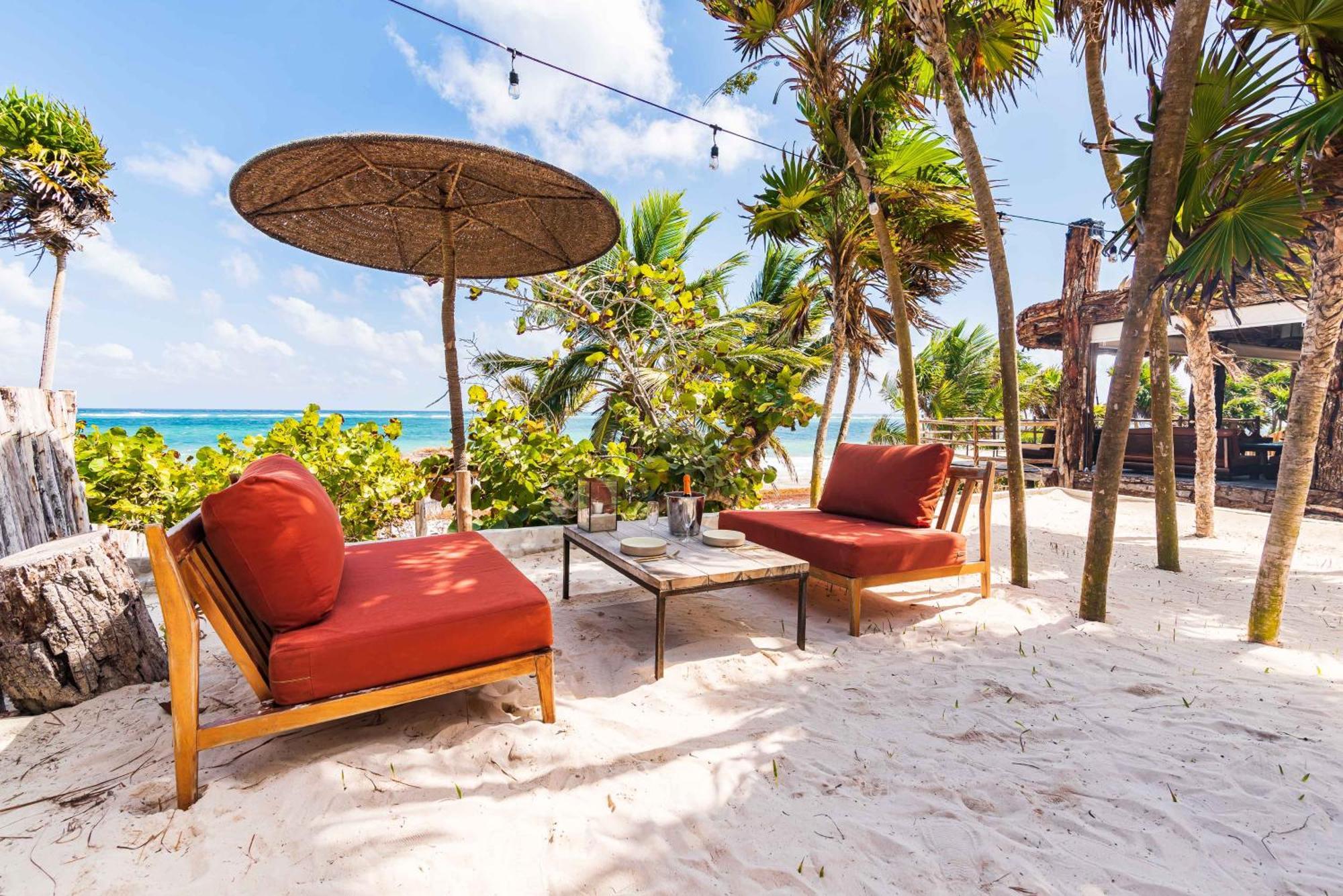 Phoenix Tulum