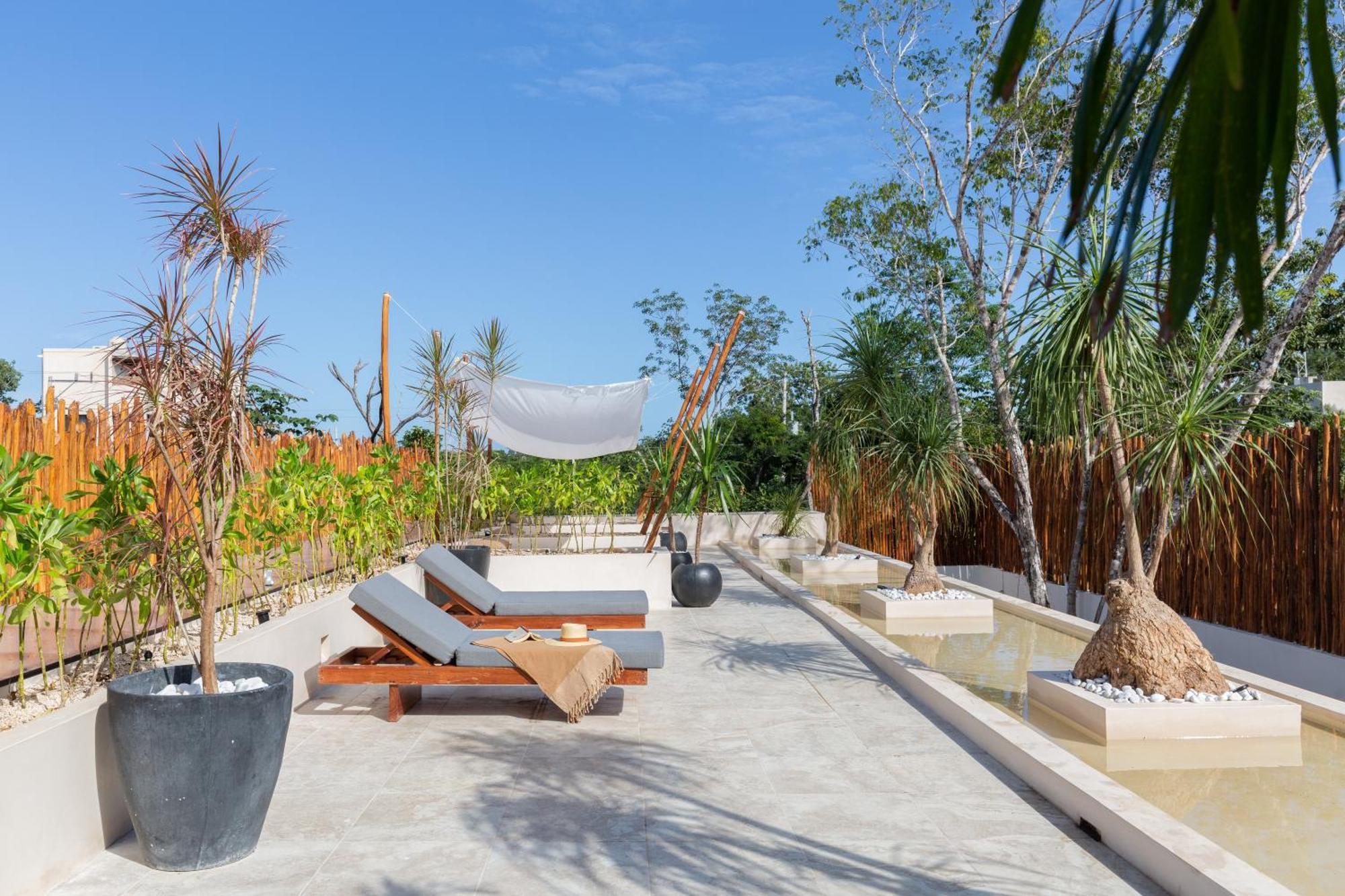 Luxury Private 23 Meters Pool & Concierge Villa