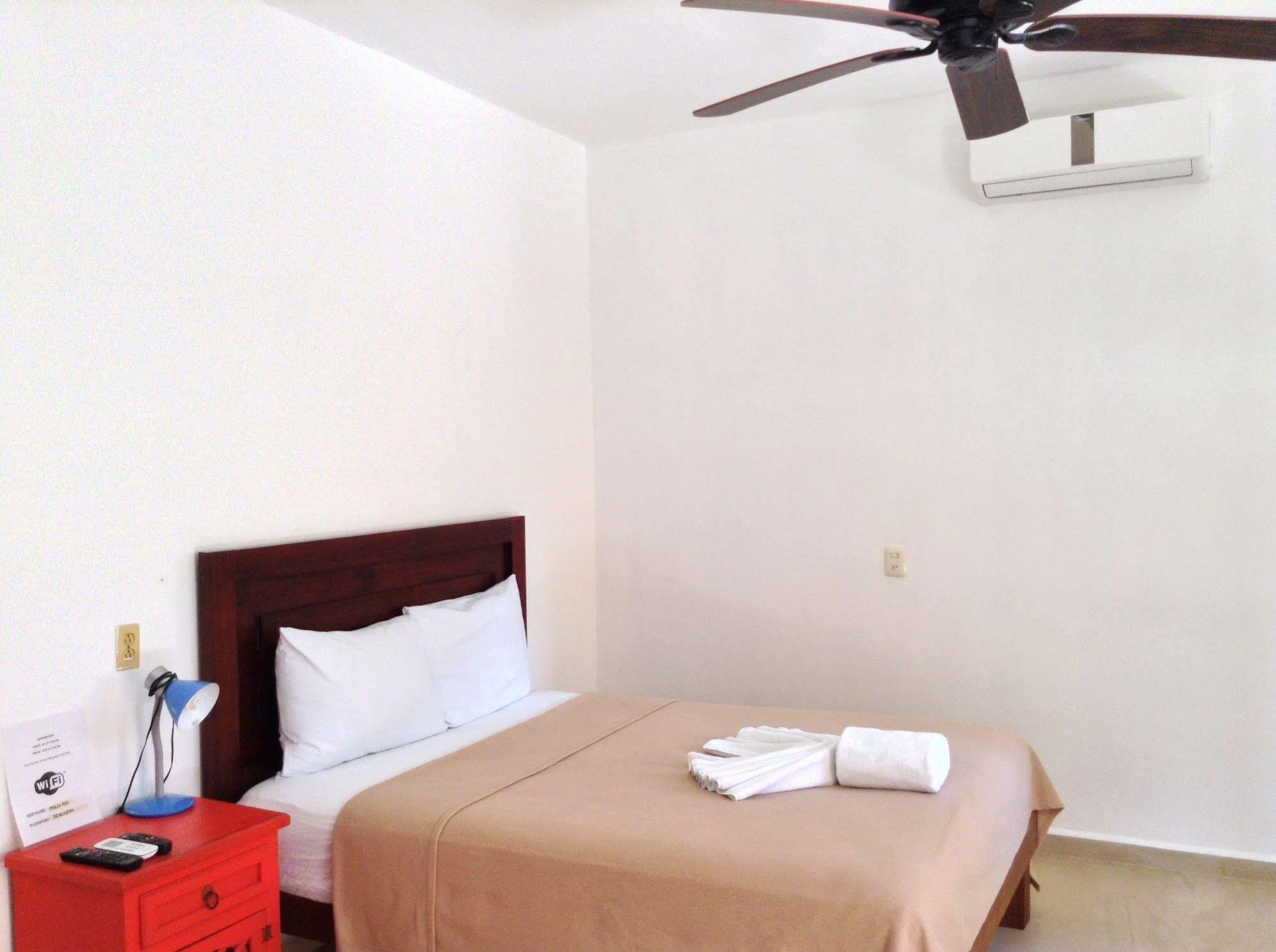 Malix Pek Hotel 2*