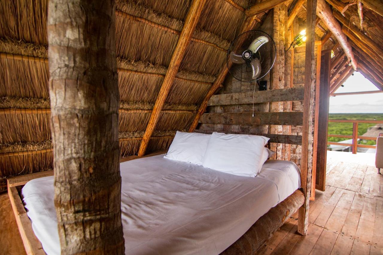 Bambu Gran Palas Hostal Party * Tulum