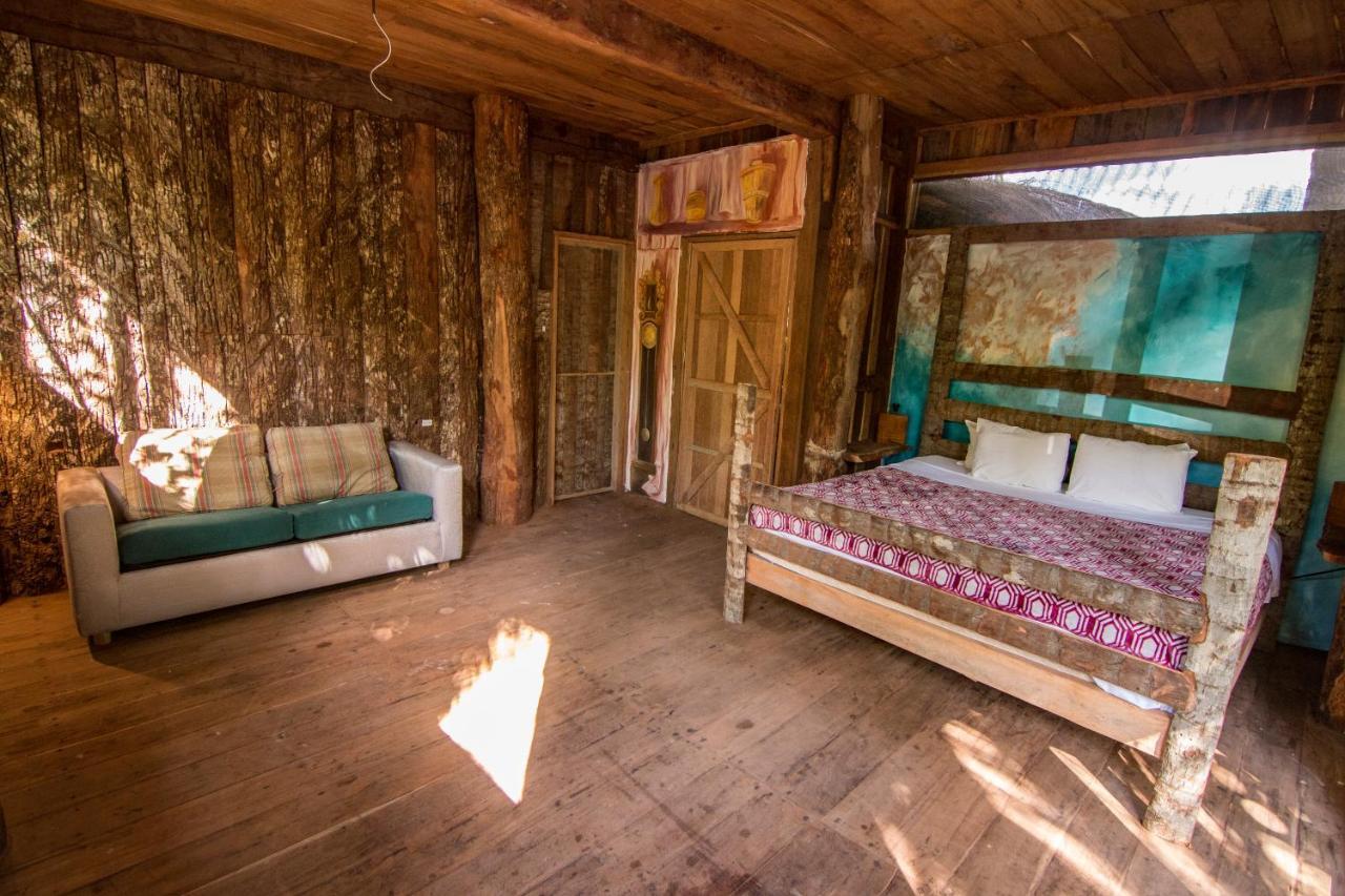 Hostal Bambu Gran Palas Hostal Party *