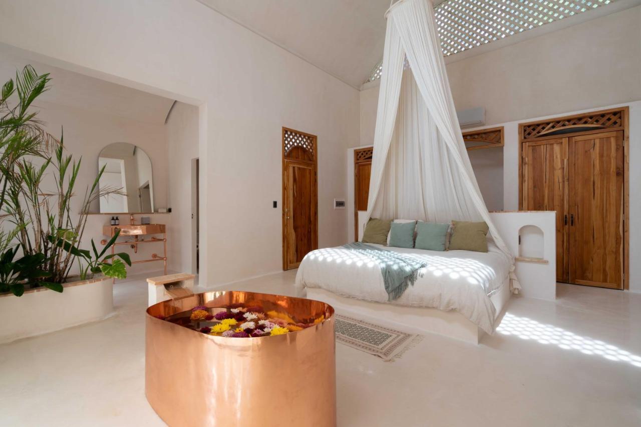 Anat Tantric Boutique Tulum